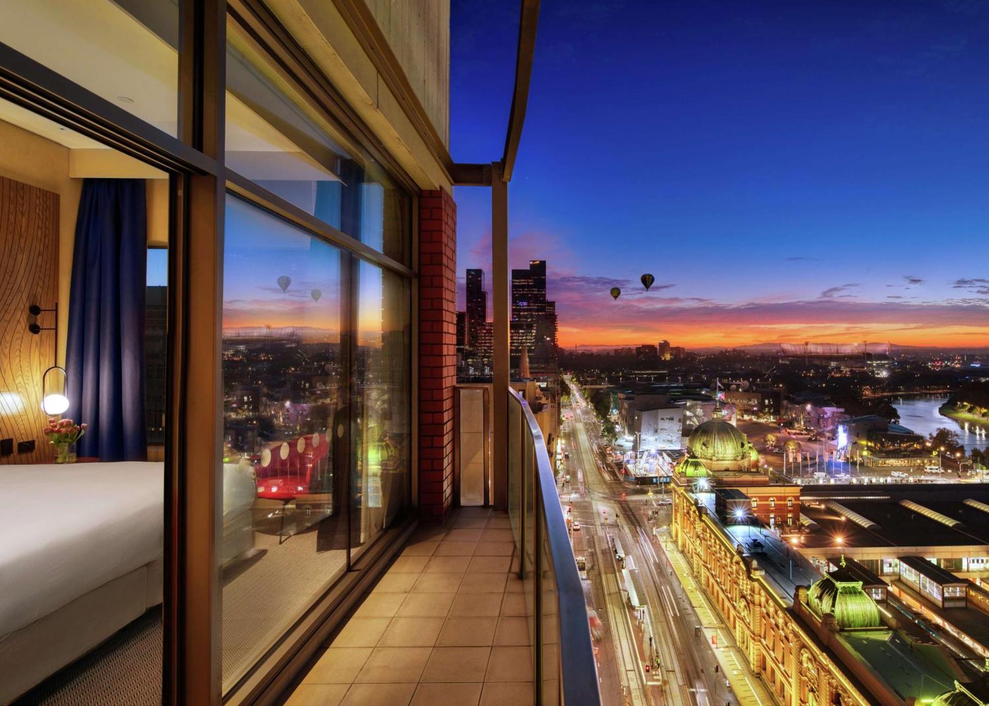 Hotel Doubletree By Hilton Melbourne City Exterior foto