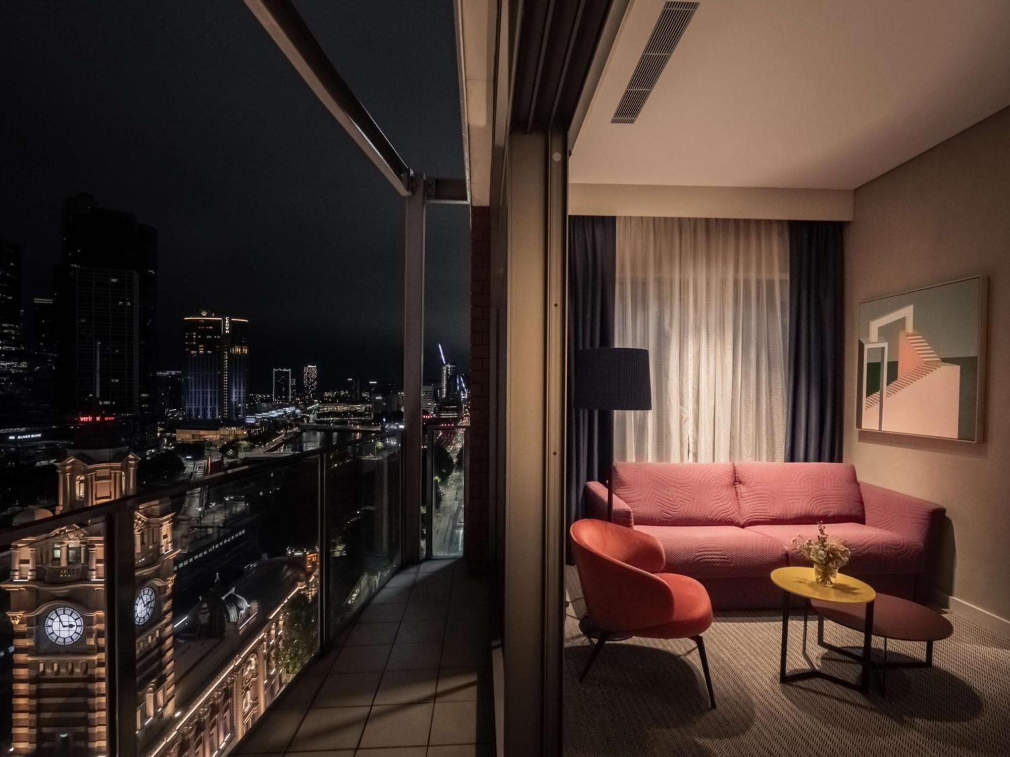 Hotel Doubletree By Hilton Melbourne City Exterior foto