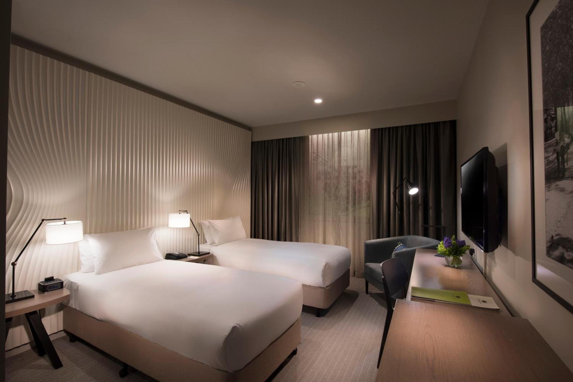 Hotel Doubletree By Hilton Melbourne City Exterior foto